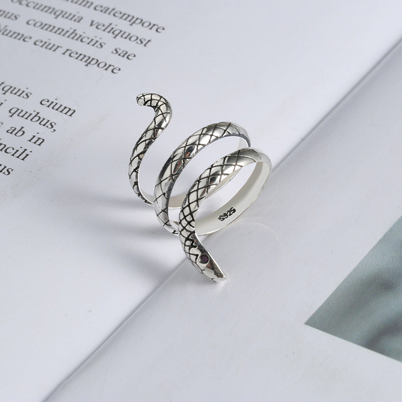 Cobra Ring