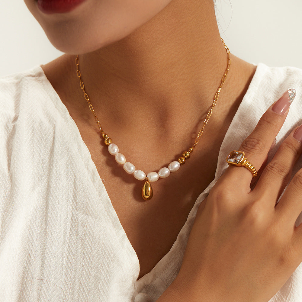 Leia Necklace