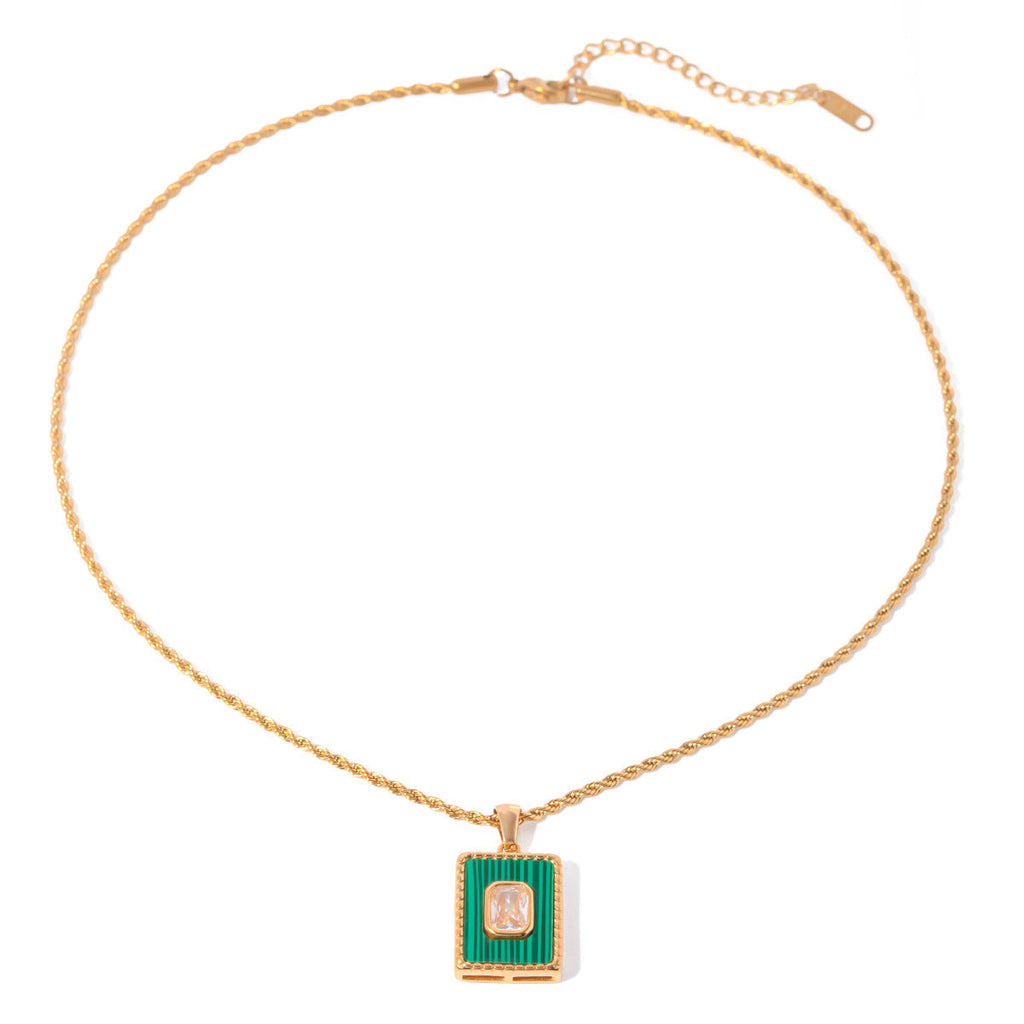 Isla Necklace