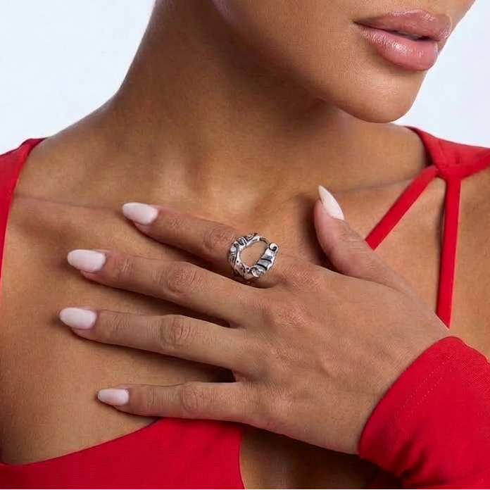 Olivia Ring